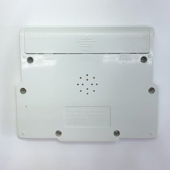 Tiger 1987 Electronic Battery Operated Handheld Soccer Game WORKING - Picture 2 of 4